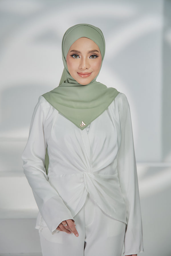 Ayu Seagrass Green (Shawl)
