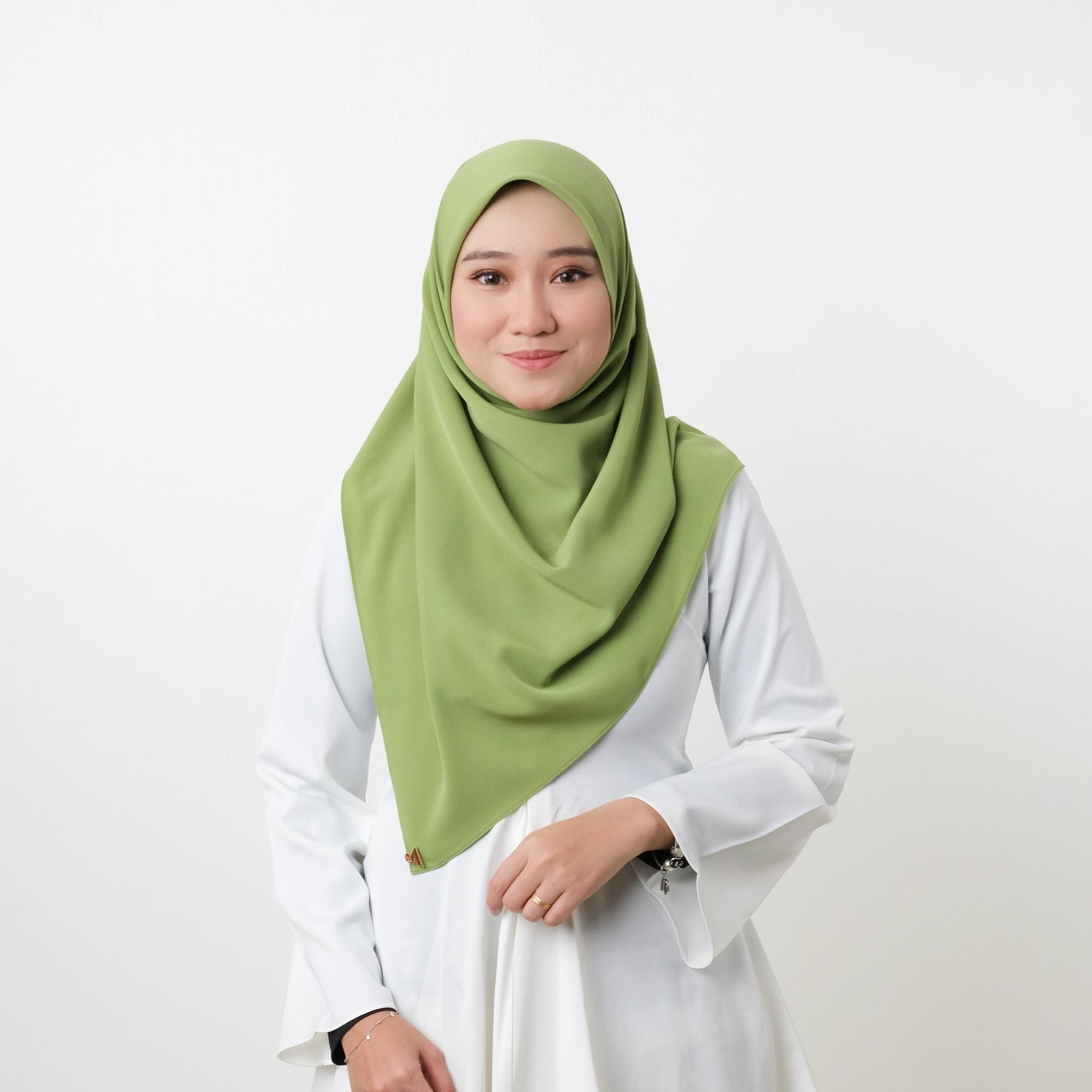 Ayu Forest Green (Bawal)