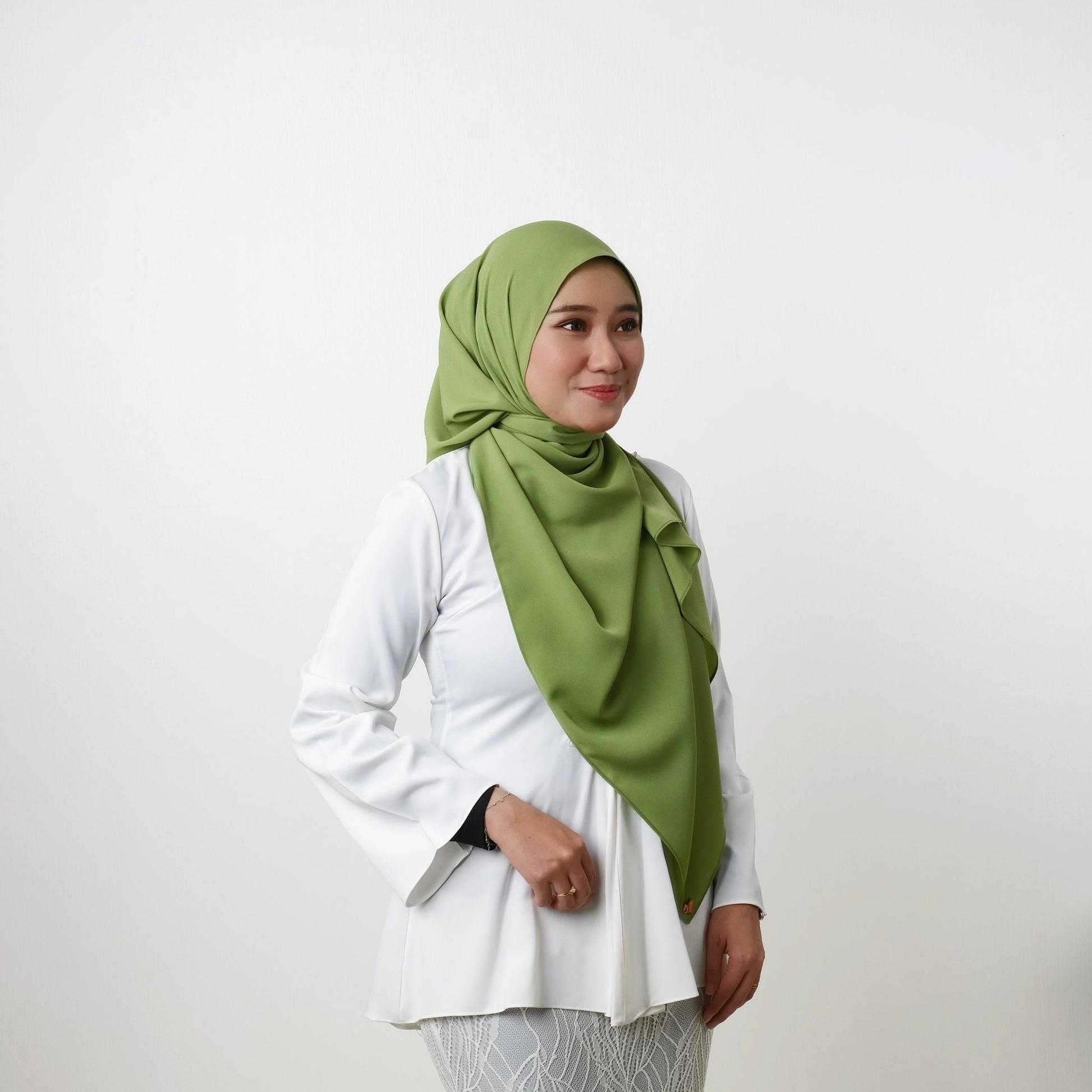 Ayu Forest Green (Shawl)