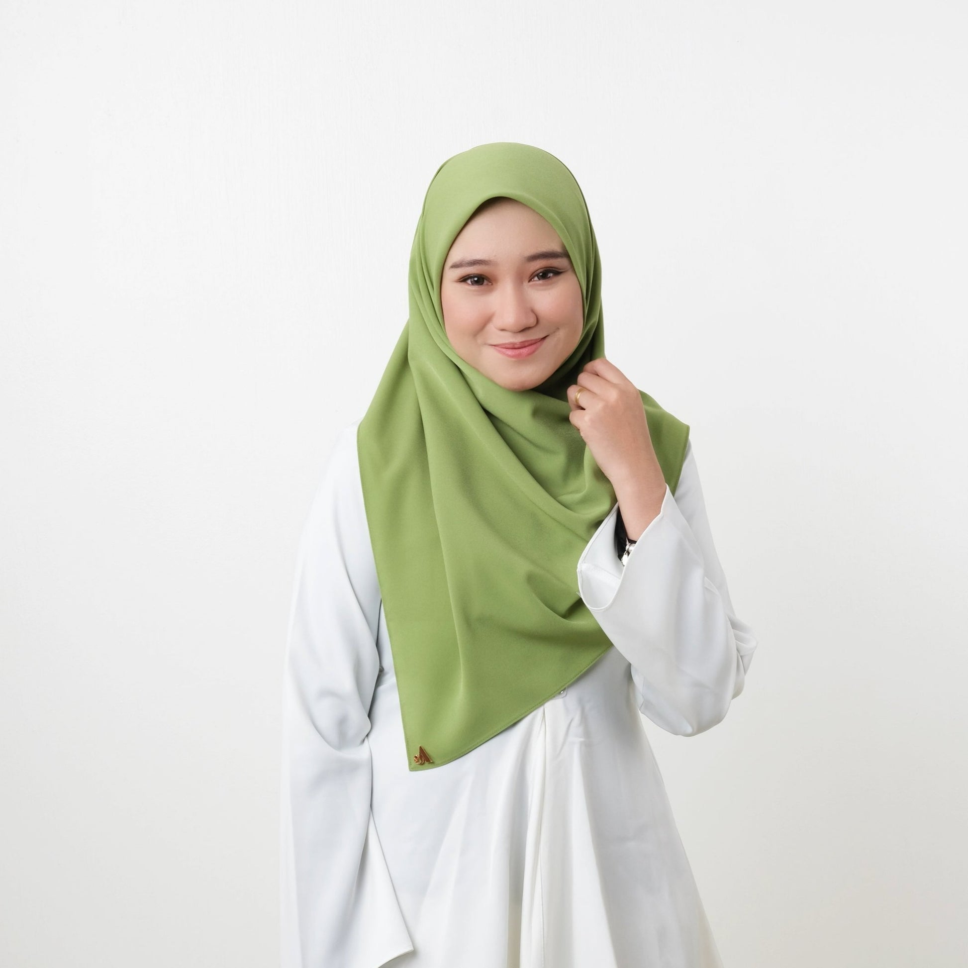 Ayu Forest Green (Bawal)