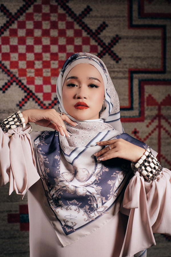 Tan & Navy (Bawal)