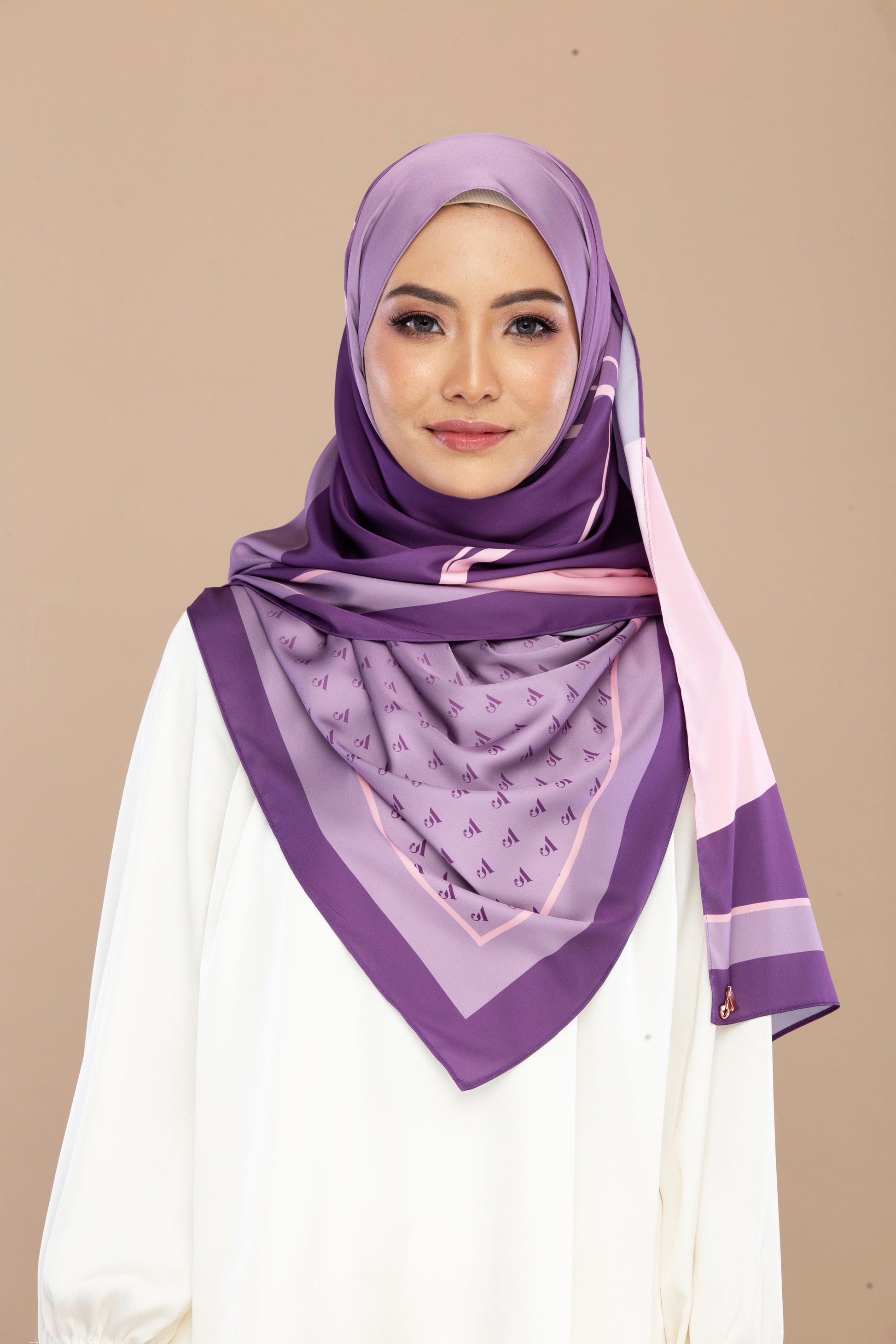 Ambisi (Shawl)